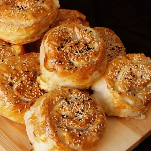 GÜL BÖREĞİ